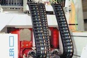 Examples of application of e-chain system®: Mechanical engineering 