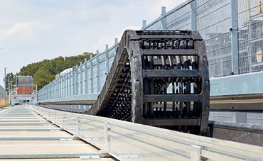 Przegląd zastosowań e-prowadników