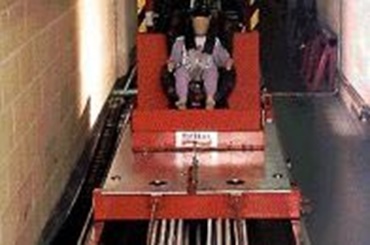 Examples of application of e-chain system®: Crash test facility 
