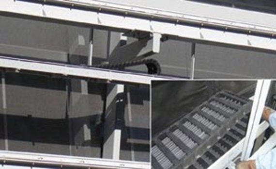 odporne na temperaturę przewody chainflex® w e-prowadniku