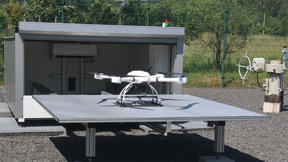 Hangar dla dronów z drylin W