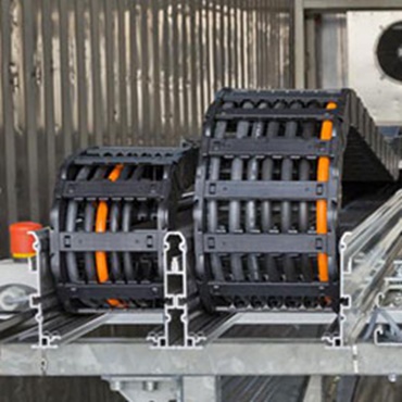 Przewody igus podczas testu obciążenia