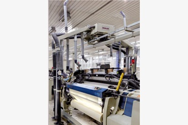 Urządzenie do czyszczenia ścian z komponentami igus