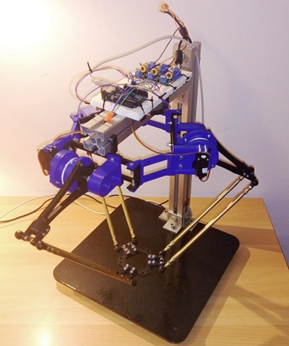 Zmienne podwójne łożysko kuliste igubal® w robocie DELTA - igus YES