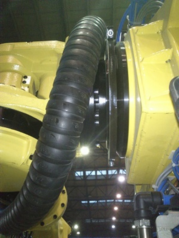 Zrobotyzowane systemy pakowania i paletyzacji w zakładzie produkcji materiałów ogniotrwałych